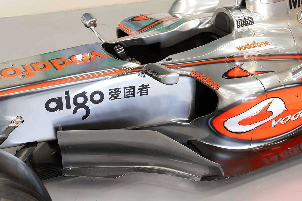 2006 McLaren MP4-21 Official Show Car 4 2006 McLaren MP4-21 Official Show Car