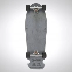 Mercedes-AMG Petronas Formula One Team 2017 Skid Block Skateboard 12 Mercedes-AMG Petronas Formula One Team 2017 Skid Block Skateboard