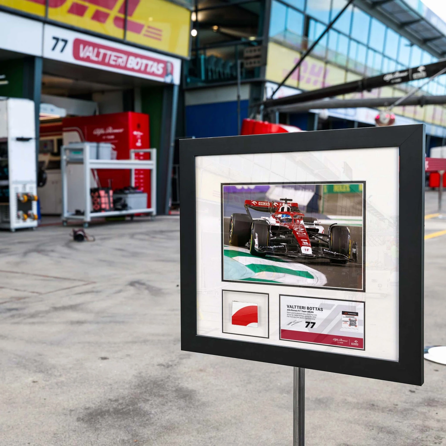 Alfa Romeo Alfa Romeo Valtteri Bottas 2022 Bodywork & Photo 2 Alfa Romeo Alfa Romeo Valtteri Bottas 2022 Bodywork & Photo