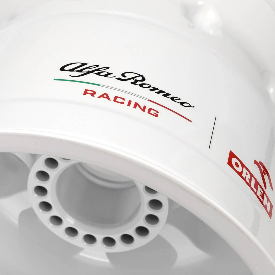 Alfa Romeo 2021 Front Wheel Rim Table 6 Alfa Romeo 2021 Front Wheel Rim Table