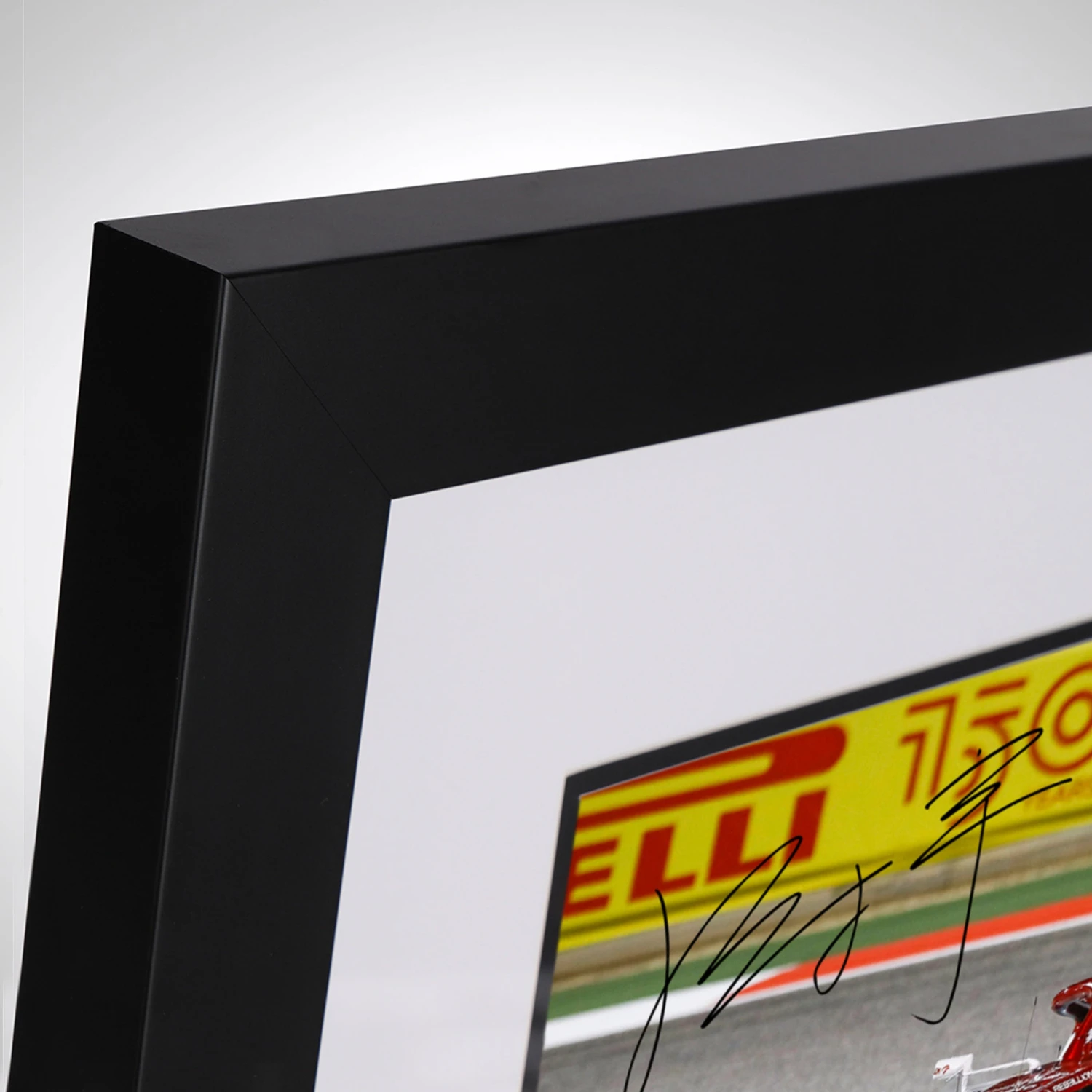 Alfa Romeo Zhou Guanyu 2022 Signed Bodywork & Photo Alfa Romeo 6 Alfa Romeo Zhou Guanyu 2022 Signed Bodywork & Photo Alfa Romeo