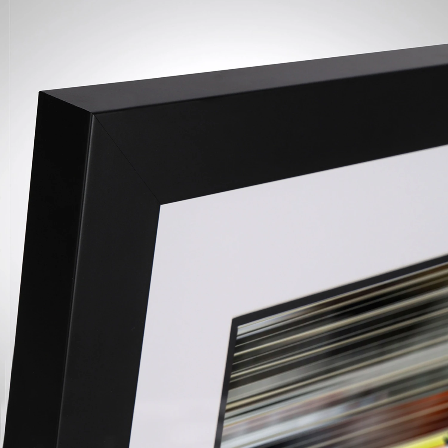 Alfa Romeo Zhou Guanyu 2022 Signed Bodywork & Photo 5 Alfa Romeo Zhou Guanyu 2022 Signed Bodywork & Photo