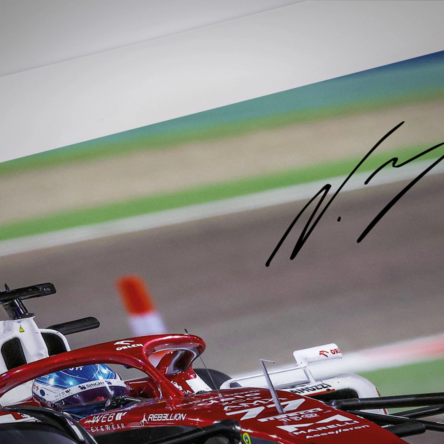 Alfa Romeo Alfa Romeo Valtteri Bottas 2022 Signed Photograph – Bahrain GP 4 Alfa Romeo Alfa Romeo Valtteri Bottas 2022 Signed Photograph – Bahrain GP