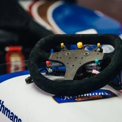 Official Williams 1995 FW17 Show Car With Damon Hill Race Suit