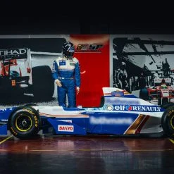 Official Williams 1995 FW17 Show Car With Damon Hill Race Suit