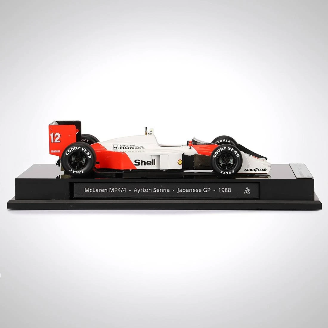McLaren 1988 MP4/4 1:18 Scale Model Car 6 McLaren 1988 MP4/4 1:18 Scale Model Car