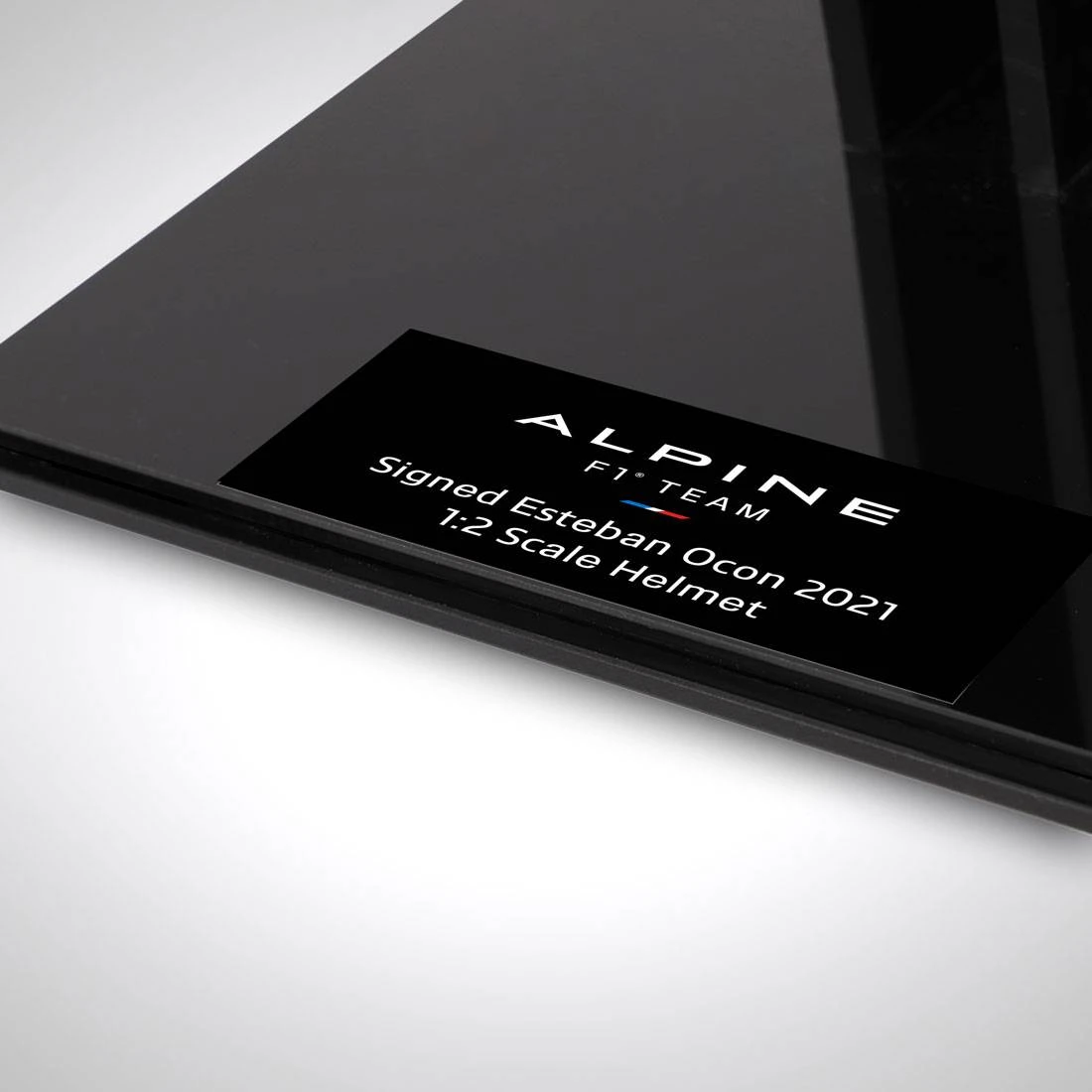 Alpine Alpine Esteban Ocon 2021 Signed 1:2 Scale Helmet 7 Alpine Alpine Esteban Ocon 2021 Signed 1:2 Scale Helmet