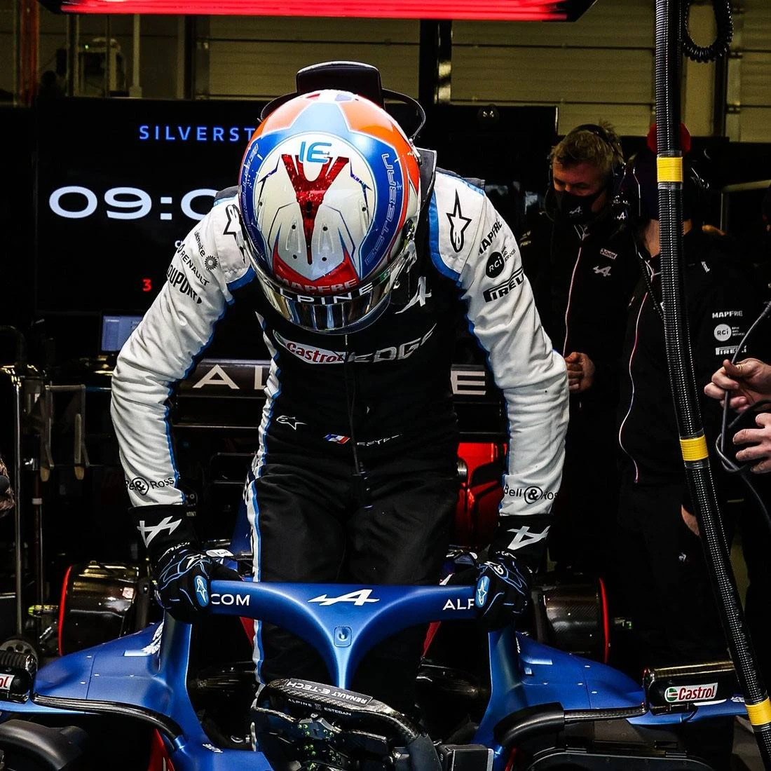 Alpine Alpine Esteban Ocon 2021 Signed 1:2 Scale Helmet 8 Alpine Alpine Esteban Ocon 2021 Signed 1:2 Scale Helmet