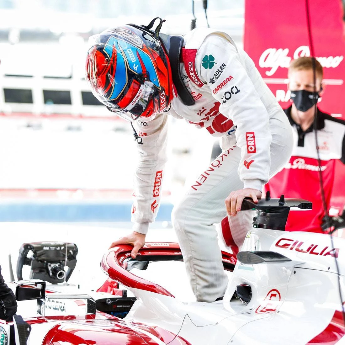 Alfa Romeo Alfa Romeo Kimi Räikkönen 2021 1:2 Scale Helmet 8 Alfa Romeo Alfa Romeo Kimi Räikkönen 2021 1:2 Scale Helmet