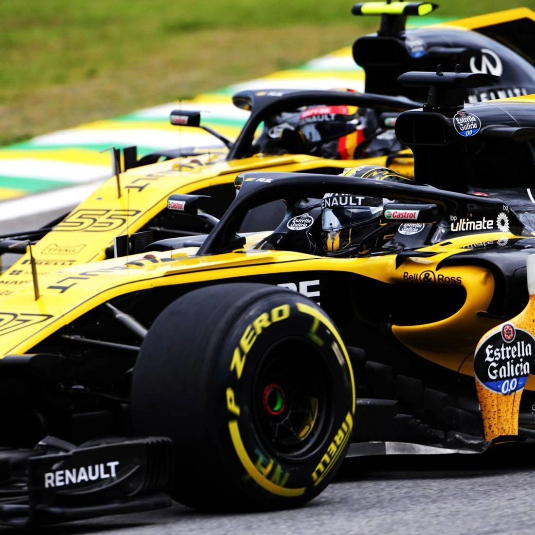 F1 Authentics Renault F1 Team 2018 Front Wheel Rim Table Alpine 2 F1 Authentics Renault F1 Team 2018 Front Wheel Rim Table Alpine