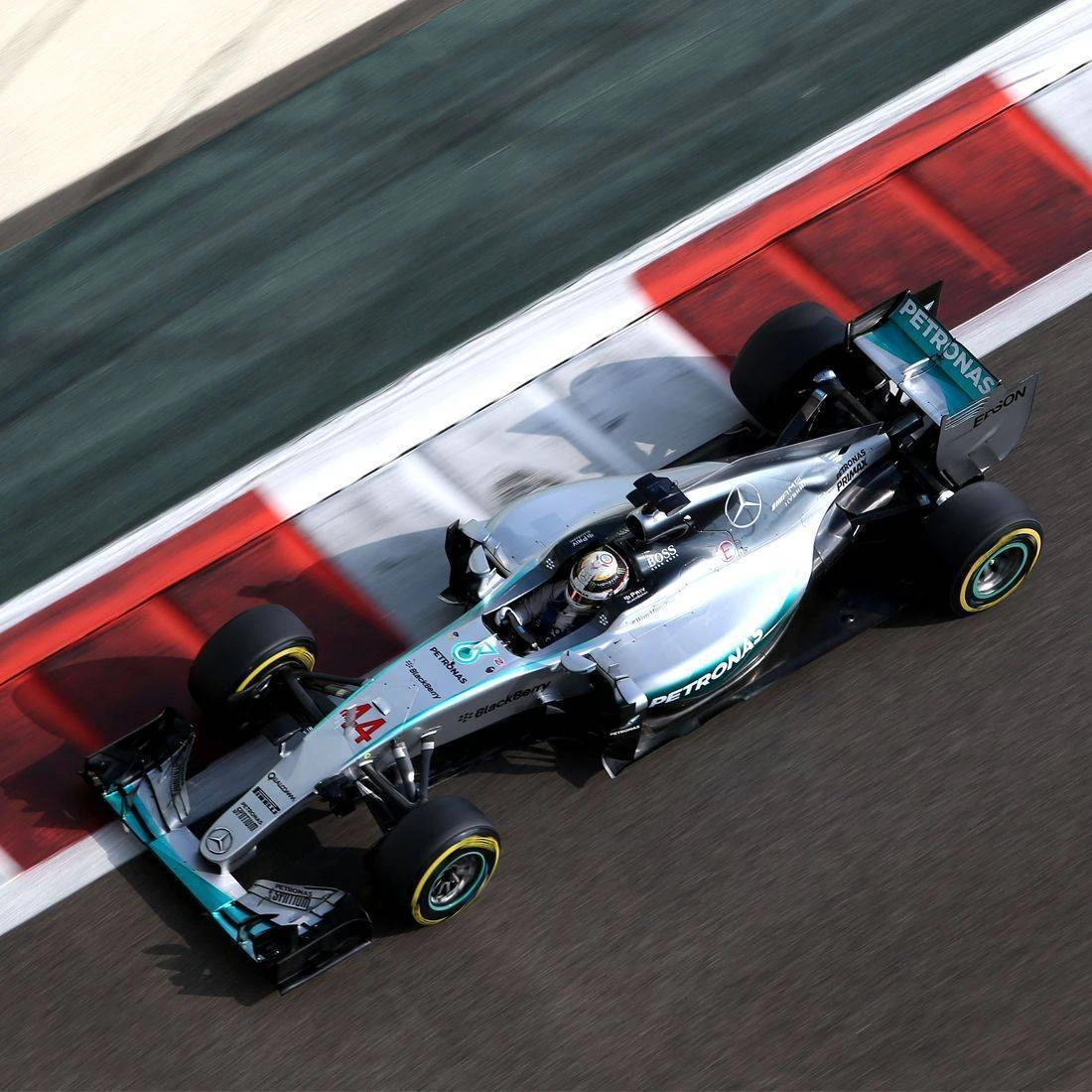 Mercedes-AMG Petronas Lewis Hamilton 2017 Brake Disc Table Mercedes 6 Mercedes-AMG Petronas Lewis Hamilton 2017 Brake Disc Table Mercedes